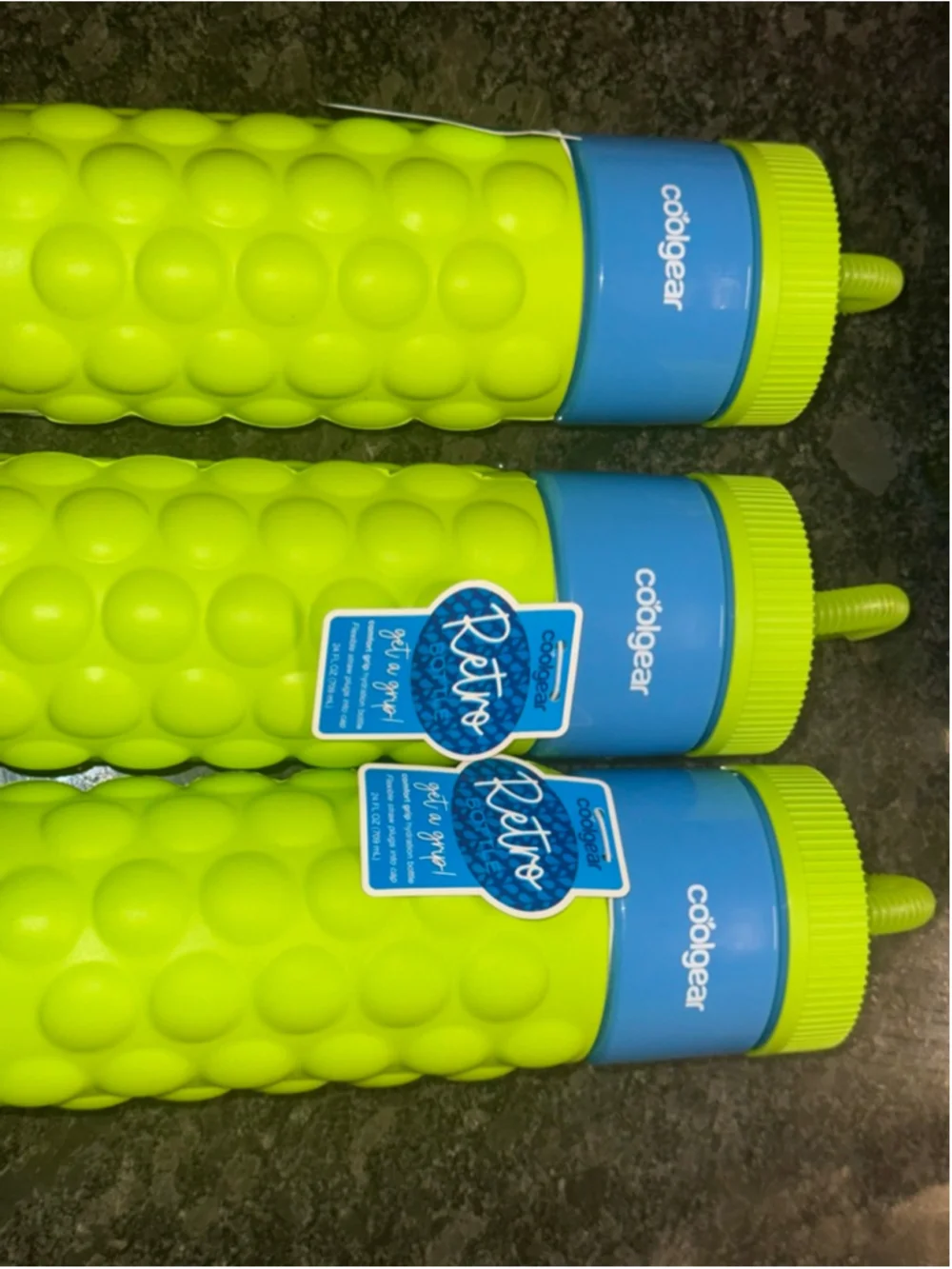 Coolgear GetAGrip Retro Brand New 24 fl. oz (15 posted) $14 Each Retail - Lime